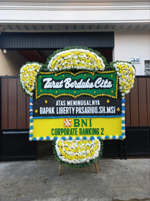 Papan Bunga Duka di Mandisari
